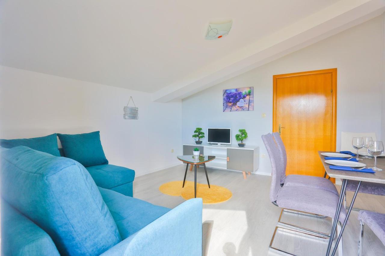 Apartments Maris Kaštela Eksteriør billede