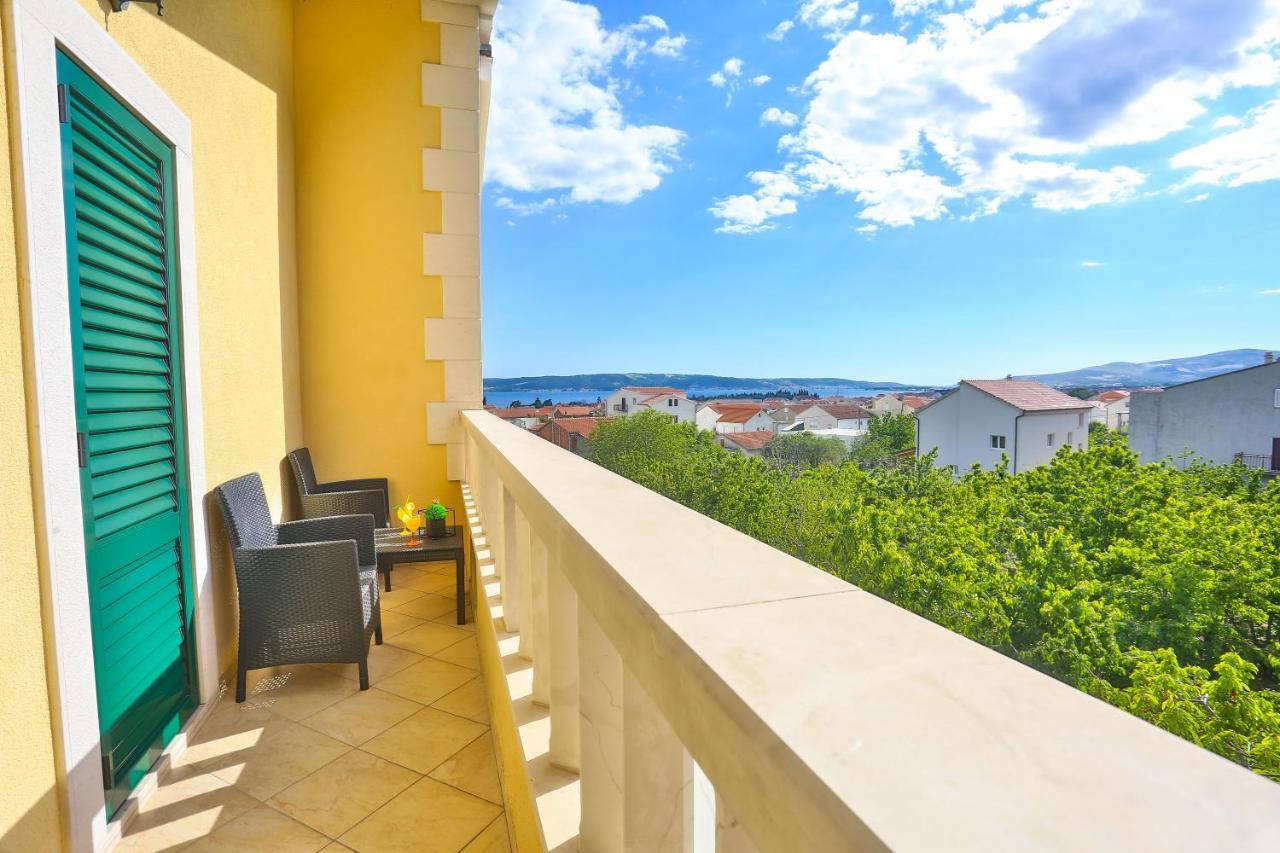 Apartments Maris Kaštela Eksteriør billede