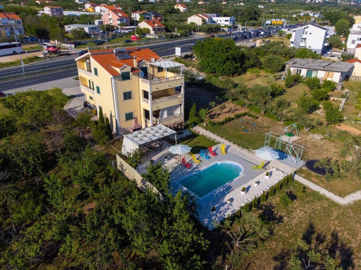 Apartments Maris Kaštela Eksteriør billede