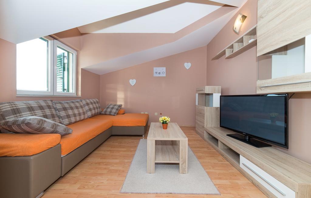 Apartments Maris Kaštela Eksteriør billede